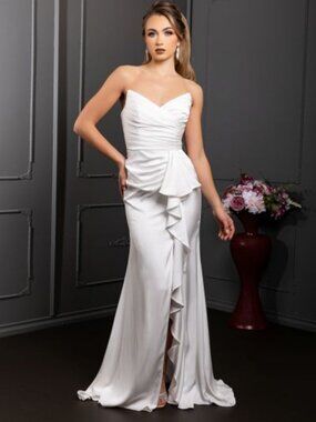 OFF WHITE WEDDING DRESS. NEW LONG FITTED STRAPLESS FITTED SHEATH SIMPLE MODERN